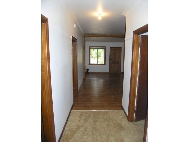 80 Delany Avenue, Bright VIC 3741