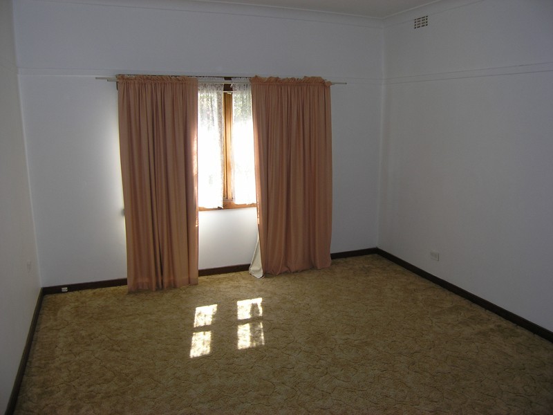 80 Delany Avenue, Bright VIC 3741