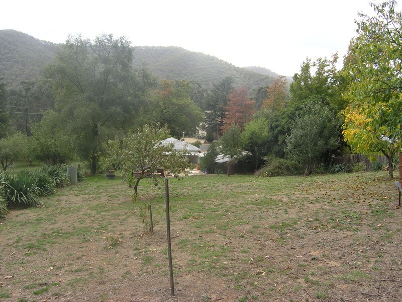 120 Delany Avenue, Bright VIC 3741