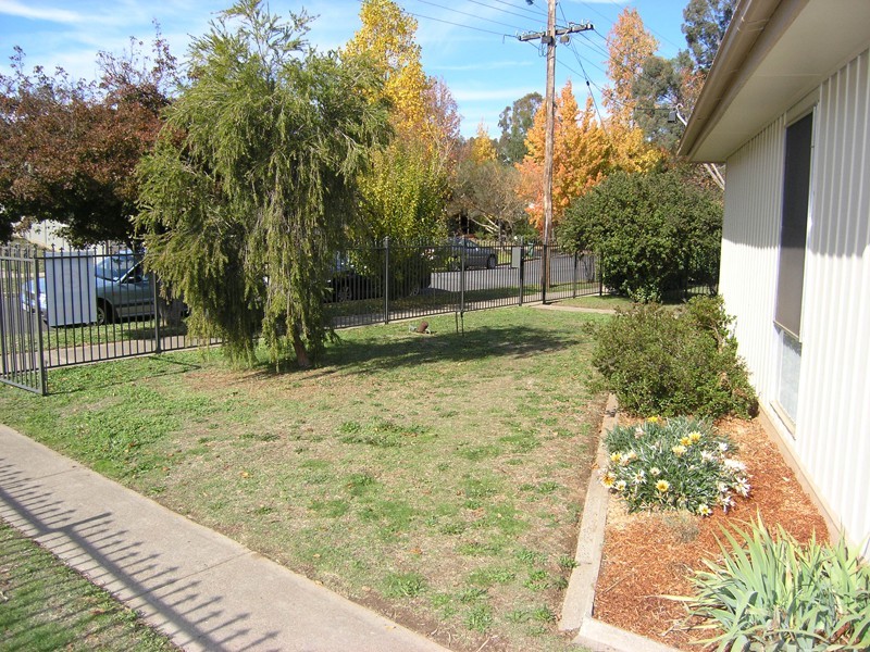 17 Thompson Street, Bright VIC 3741