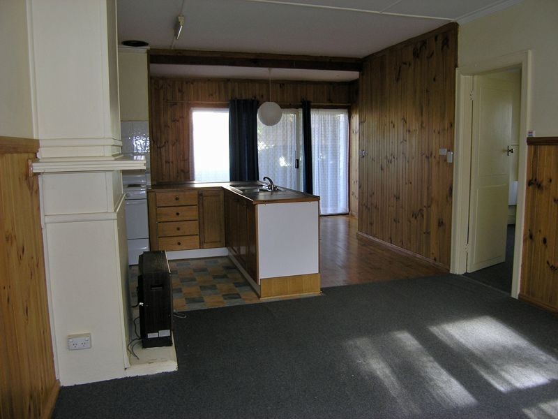 2/50 Delany Ave, Bright VIC 3741