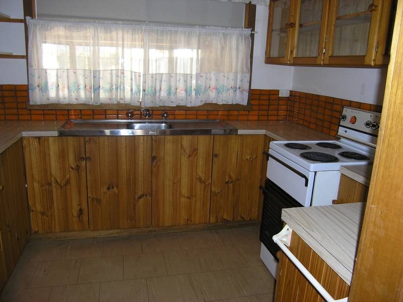 22 Mountbatten Ave, Bright VIC 3741