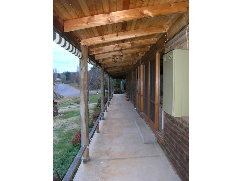 2 Clarkes Lane, Wandiligong VIC 3744