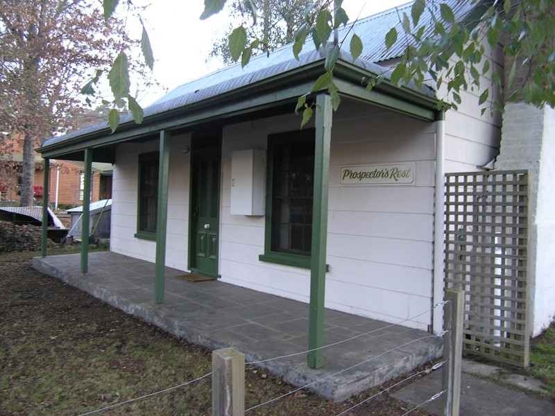 230 Great Alpine Rd, Harrietville VIC 3741