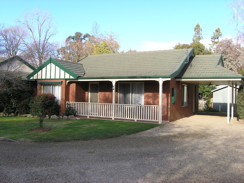 8/16-20 Gavan Street, Bright VIC 3741