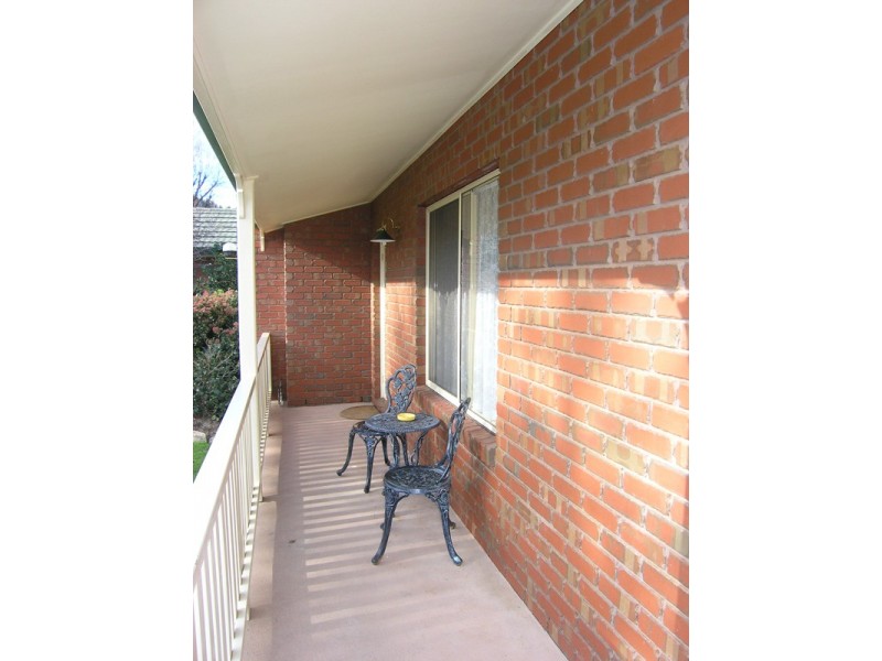 8/16-20 Gavan Street, Bright VIC 3741