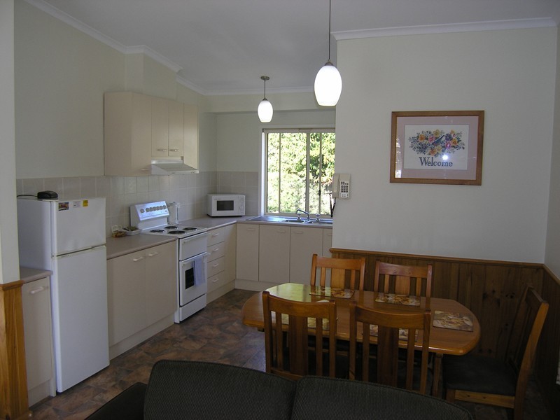 8/16-20 Gavan Street, Bright VIC 3741