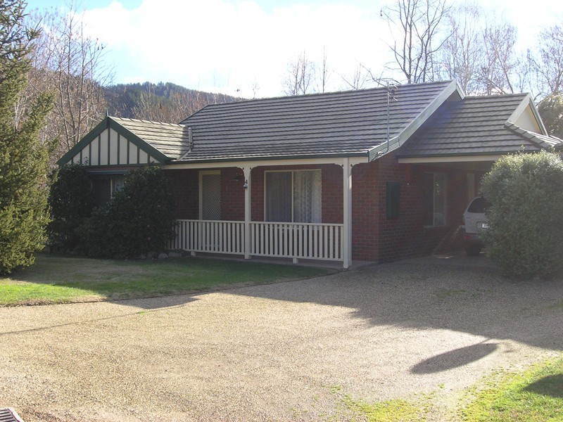 4/16-20 Gavan Street, Bright VIC 3741