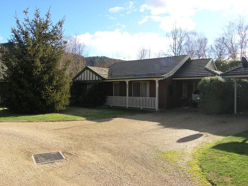 4/16-20 Gavan Street, Bright VIC 3741