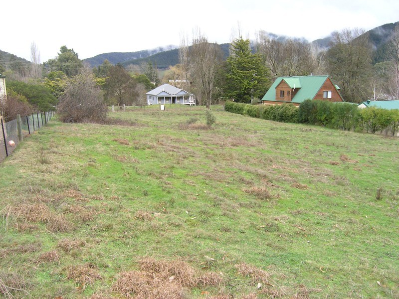 55 Williams Road, Wandiligong VIC 3744