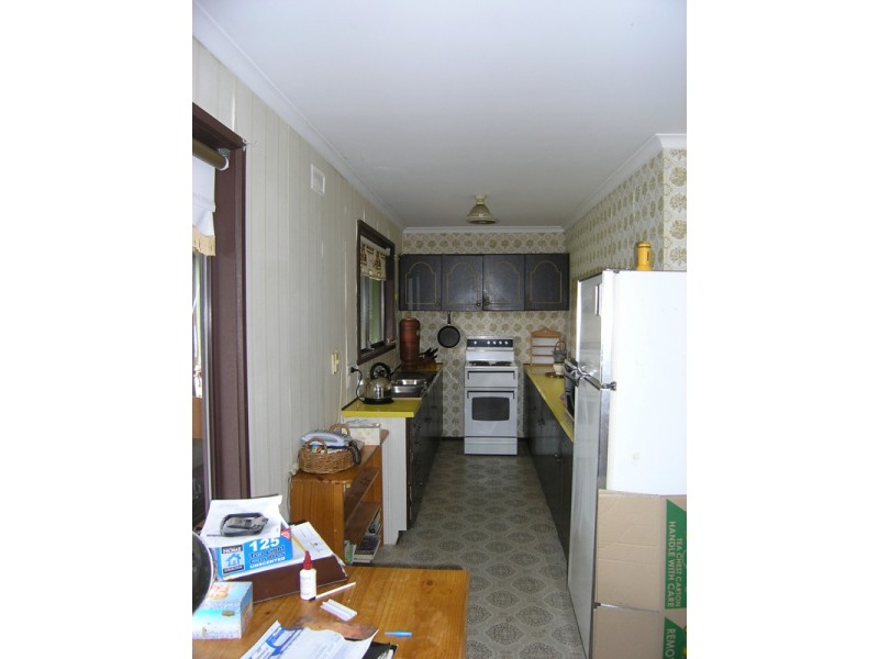 18 Wallace Drive, Buckland VIC 3740