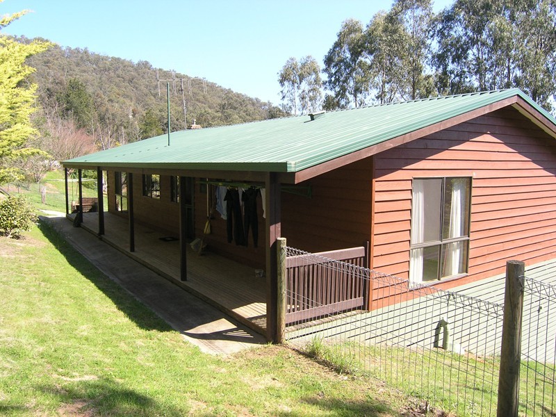 178 Delany Avenue, Bright VIC 3741