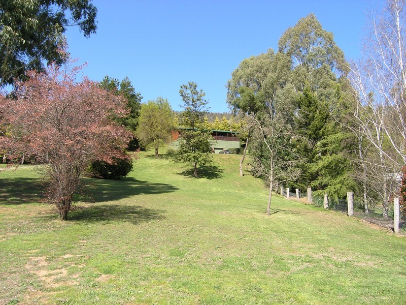 178 Delany Avenue, Bright VIC 3741