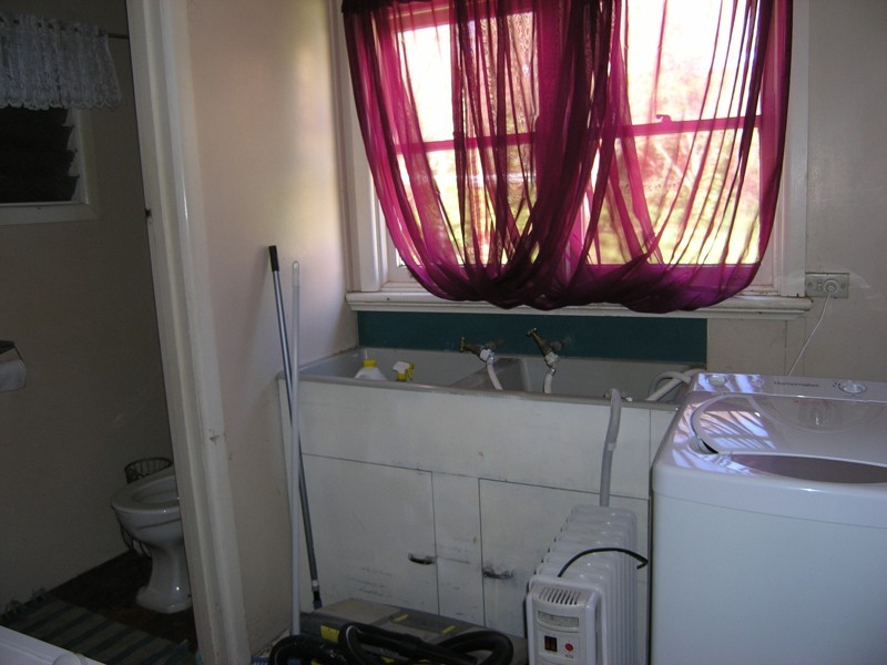 64 Gavan St, Bright VIC 3741