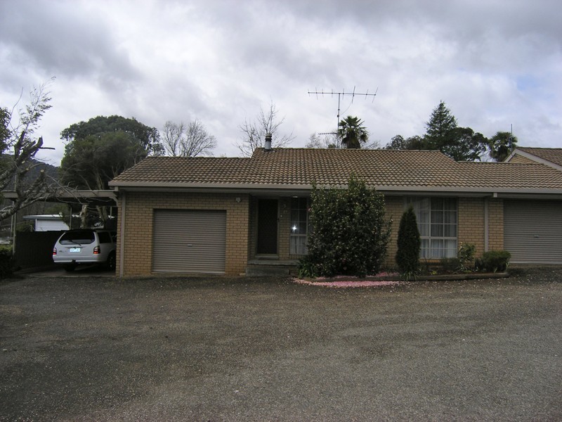 12/3-5 Church Street, Bright VIC 3741