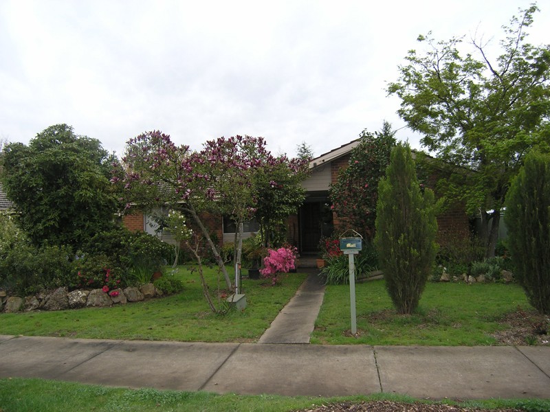 9 Thompson Street, Bright VIC 3741