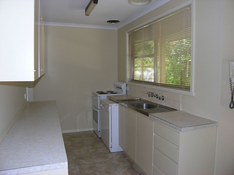 17 Thompson St, Bright VIC 3741