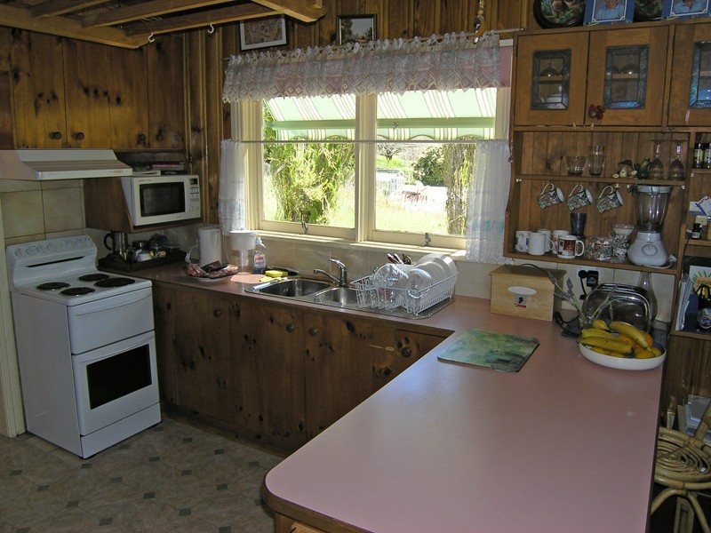 126a Delany Avenue, Bright VIC 3741