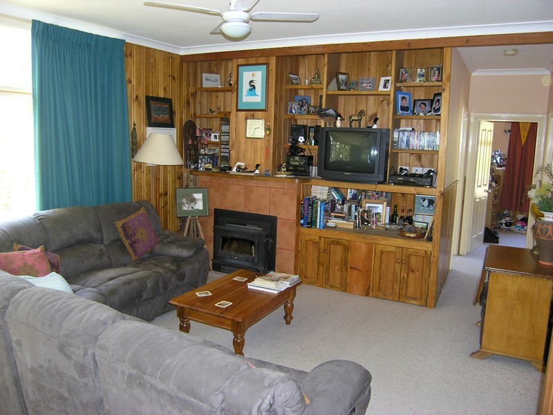 126a Delany Avenue, Bright VIC 3741