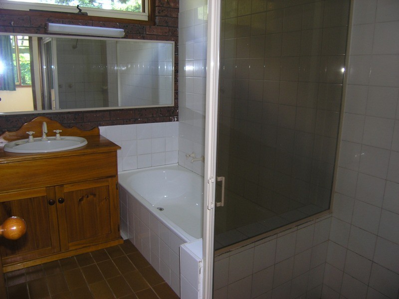 695 Morses Creek Rd, Wandiligong VIC 3744
