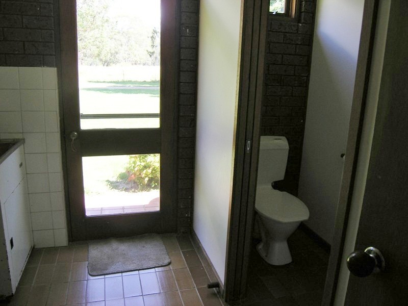 695 Morses Creek Rd, Wandiligong VIC 3744