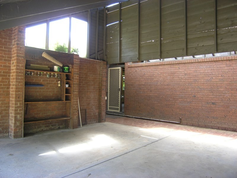 695 Morses Creek Rd, Wandiligong VIC 3744