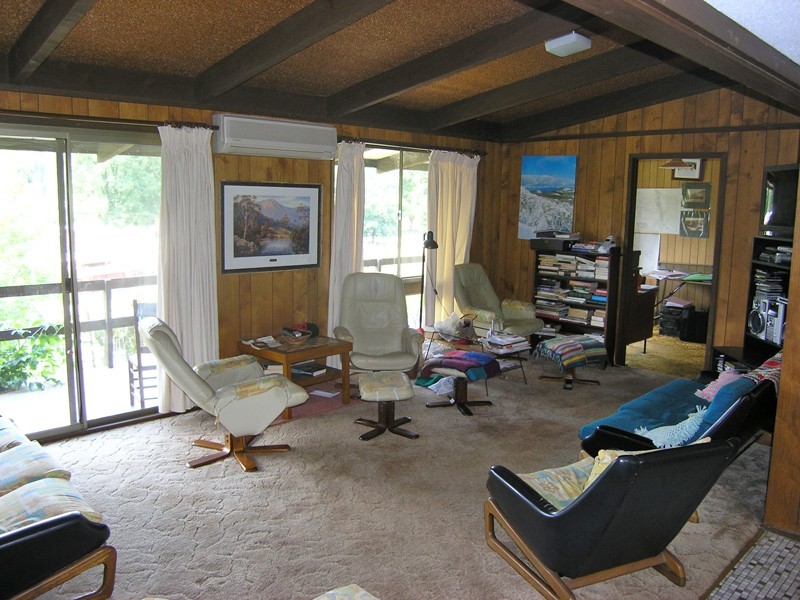 23 Mill Road, Bright VIC 3741