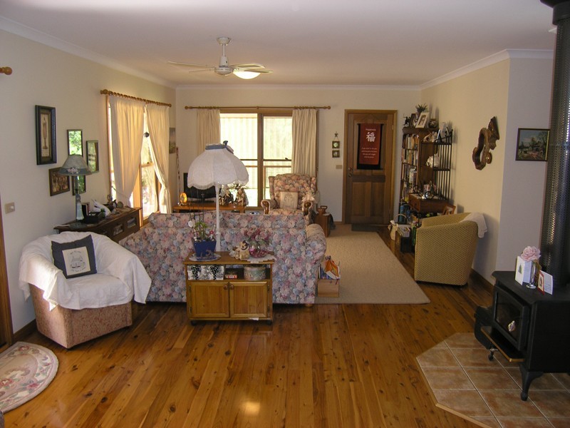 46 School Road, Wandiligong VIC 3744