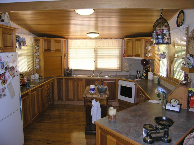 46 School Road, Wandiligong VIC 3744