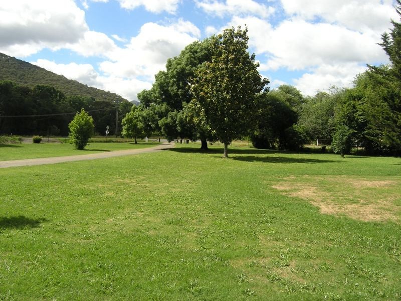 22 Smithy Lane, Wandiligong VIC 3744