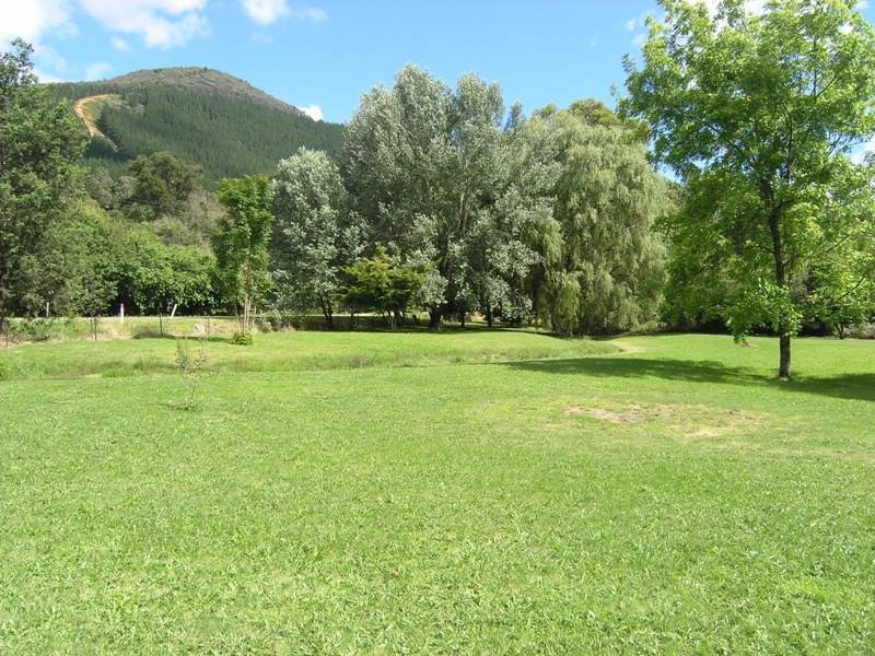 22 Smithy Lane, Wandiligong VIC 3744