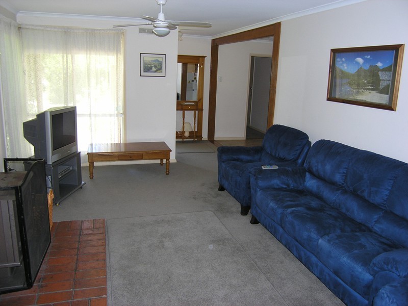 19 Thompson Street, Bright VIC 3741
