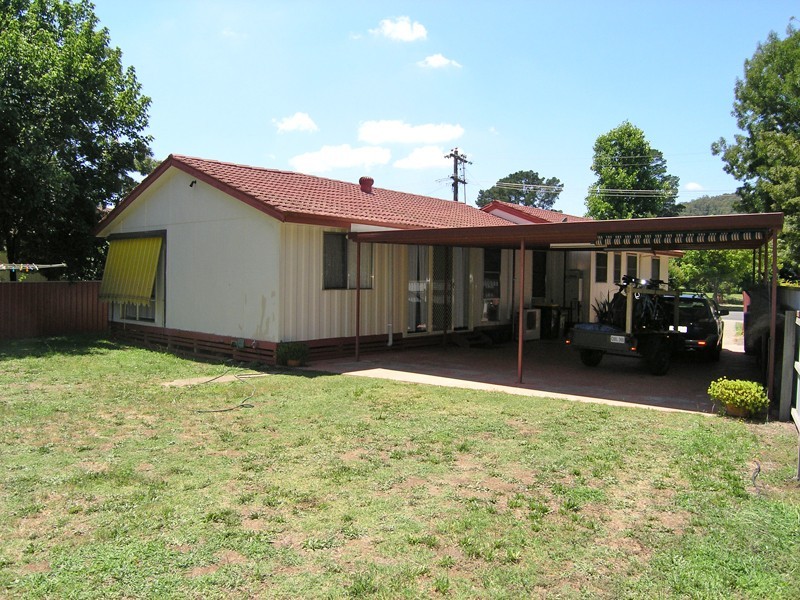 19 Thompson Street, Bright VIC 3741
