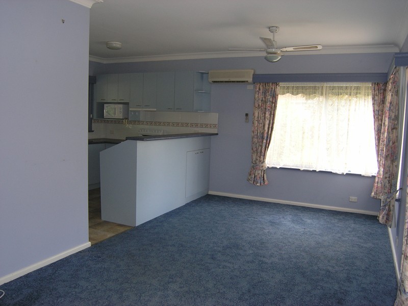 2/56 Mountbatten Avenue, Bright VIC 3741