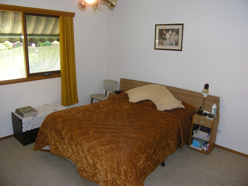 118 Growlers Creek Road, Wandiligong VIC 3744