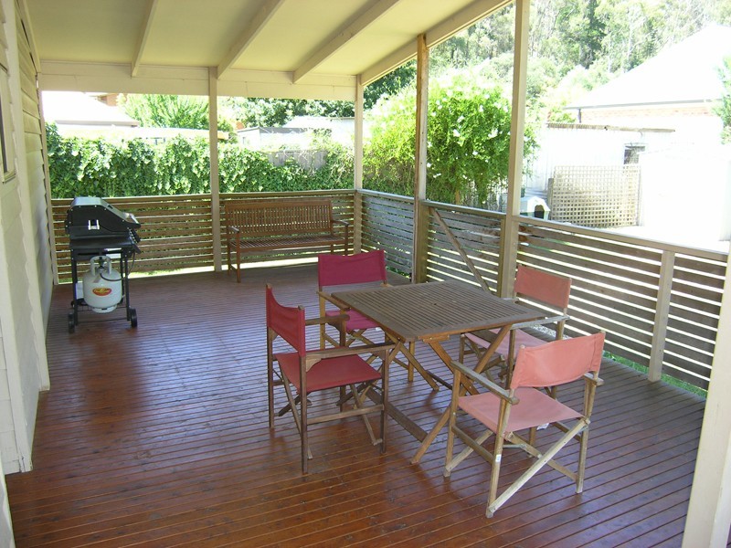 6 Alrima Court, Bright VIC 3741