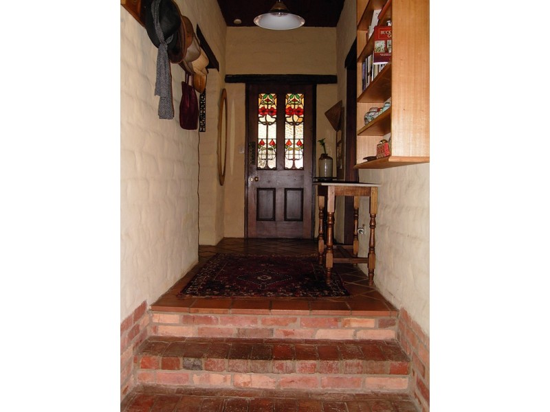 924 Morses Creek Road, Wandiligong VIC 3744