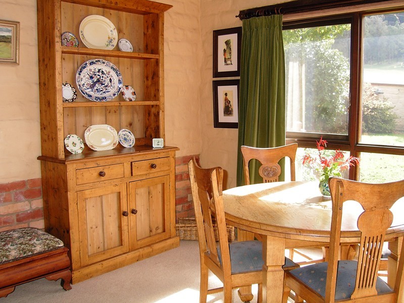 924 Morses Creek Road, Wandiligong VIC 3744