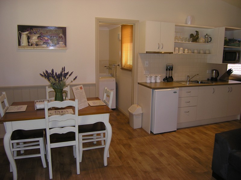 Unit 2 Turntable Terrace, Bright VIC 3741