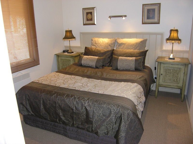 Unit 2 Turntable Terrace, Bright VIC 3741