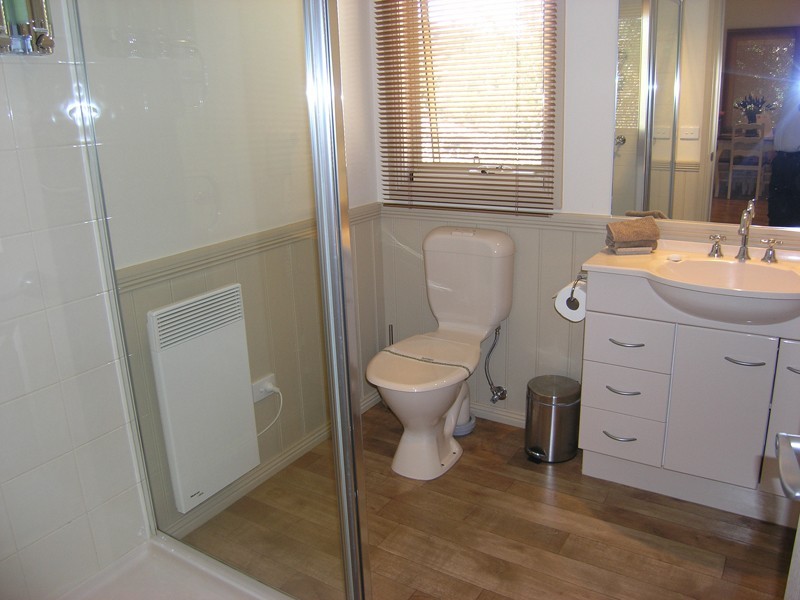 Unit 2 Turntable Terrace, Bright VIC 3741