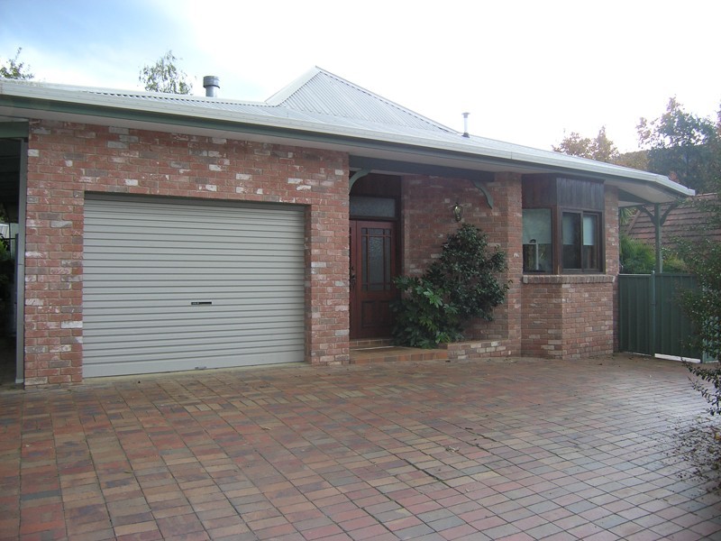 1 Racecourse Road, Bright VIC 3741