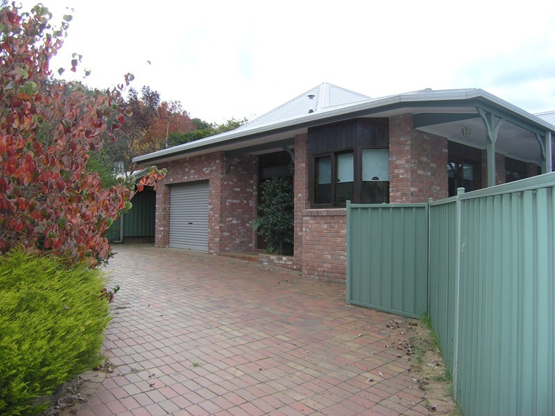 1 Racecourse Road, Bright VIC 3741