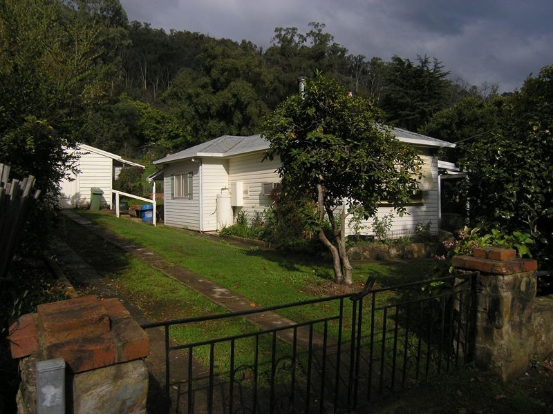 120 Delany Ave, Bright VIC 3741