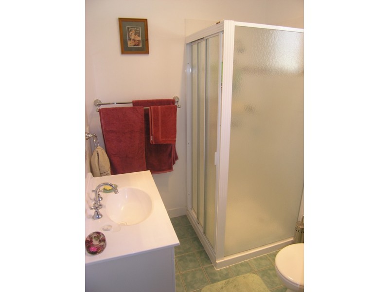 53 Delany Avenue, Bright VIC 3741