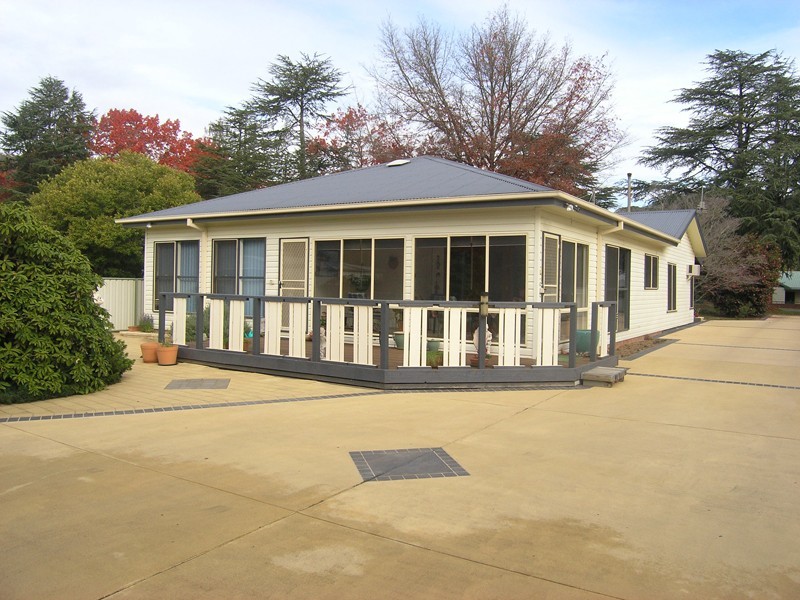 53 Delany Avenue, Bright VIC 3741