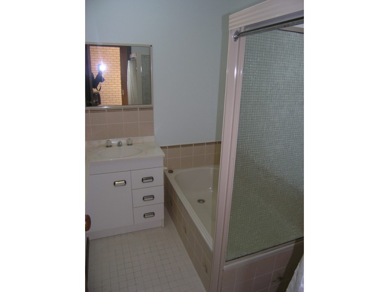 7/3-5 Church St, Bright VIC 3741