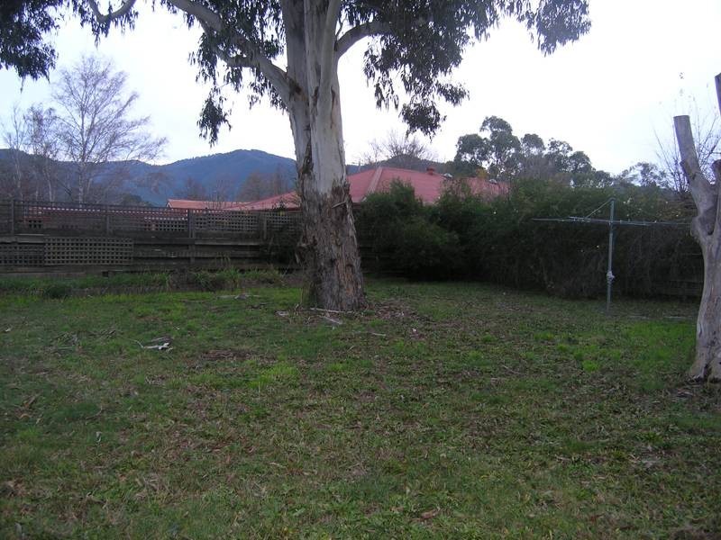 40 Mountbatten Ave, Bright VIC 3741