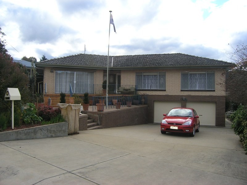 10 Dallas Court, Bright VIC 3741