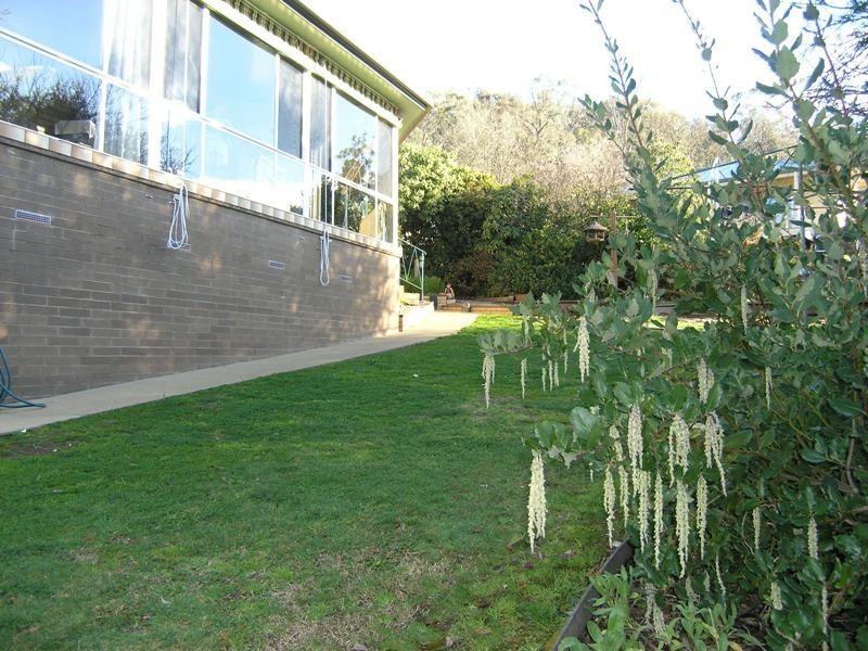 10 Dallas Court, Bright VIC 3741